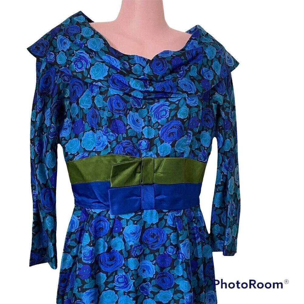 Vintage 60s Womens Dress Abe Schrader for Lord and Taylor Blue Roses Cocktail - Picture 2 of 6